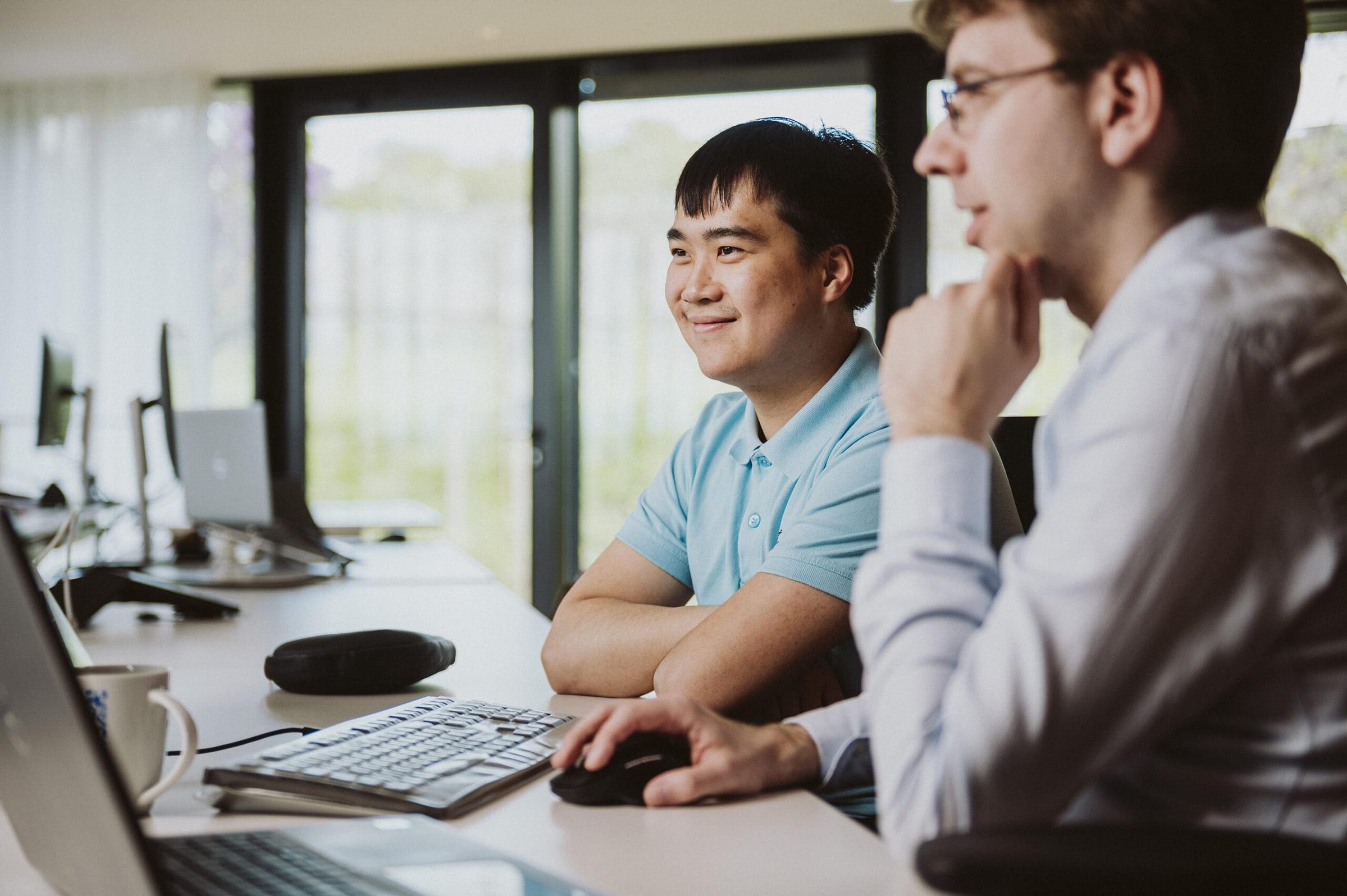 KI-gestützte Lösungsdatenbank im SAP-Support – Symbol für höhere Effizienz und intelligente Automatisierung durch XEPTUM.