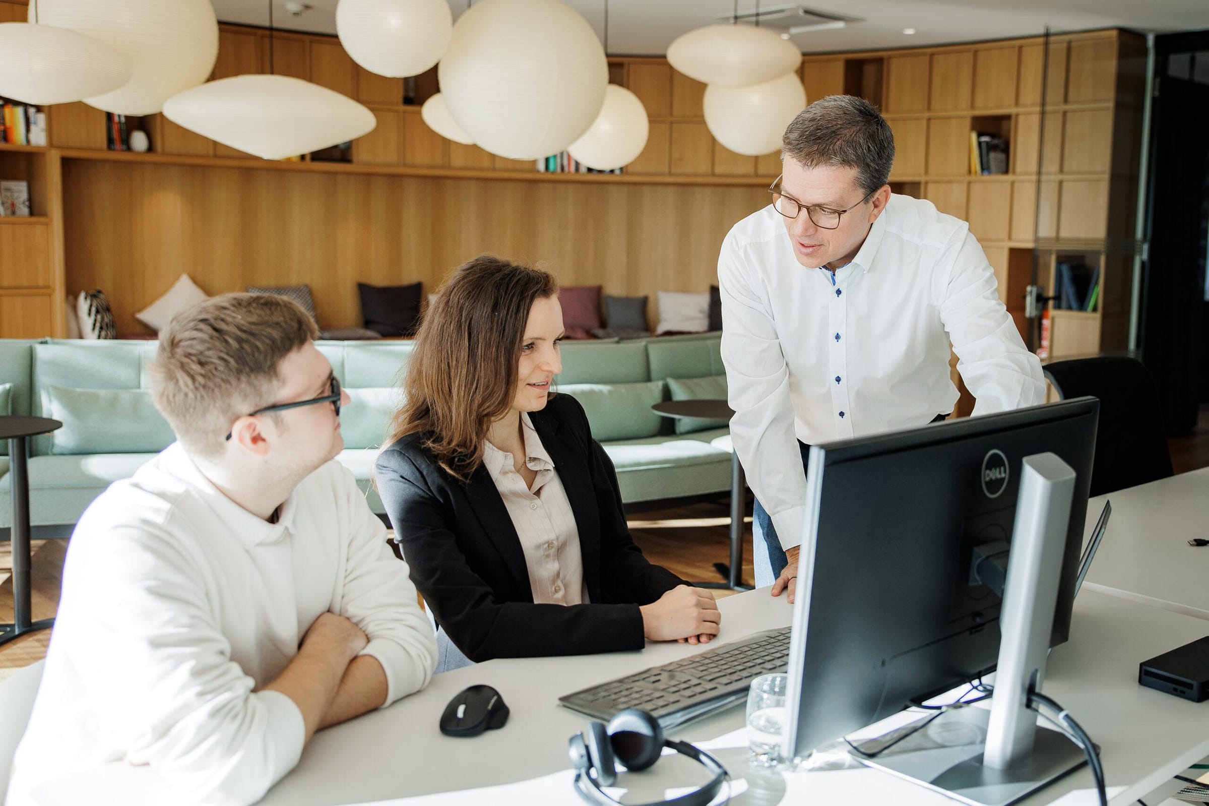 XEPTUM Management – uniting competence, vision, and responsibility for sustainable business development.